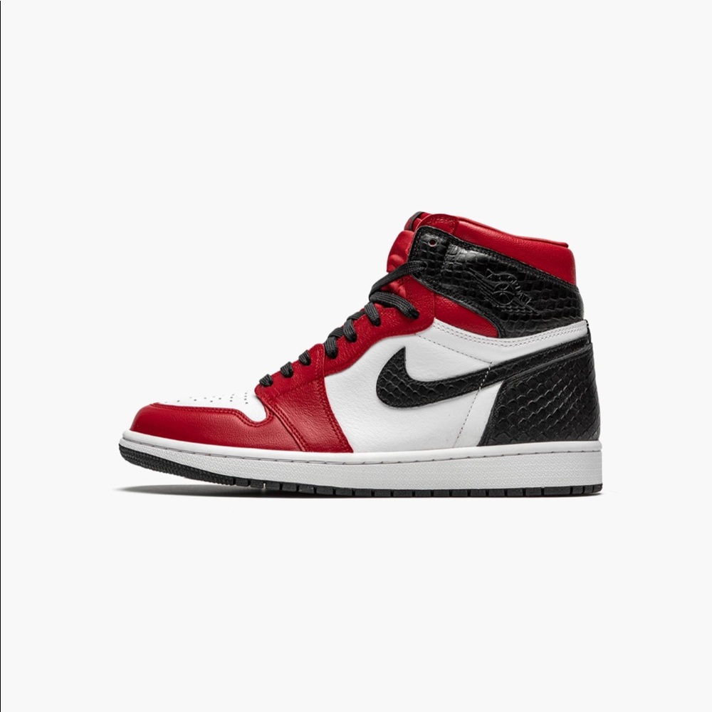 Wmns air Jordan 1 retro high og satin red - 6.5w